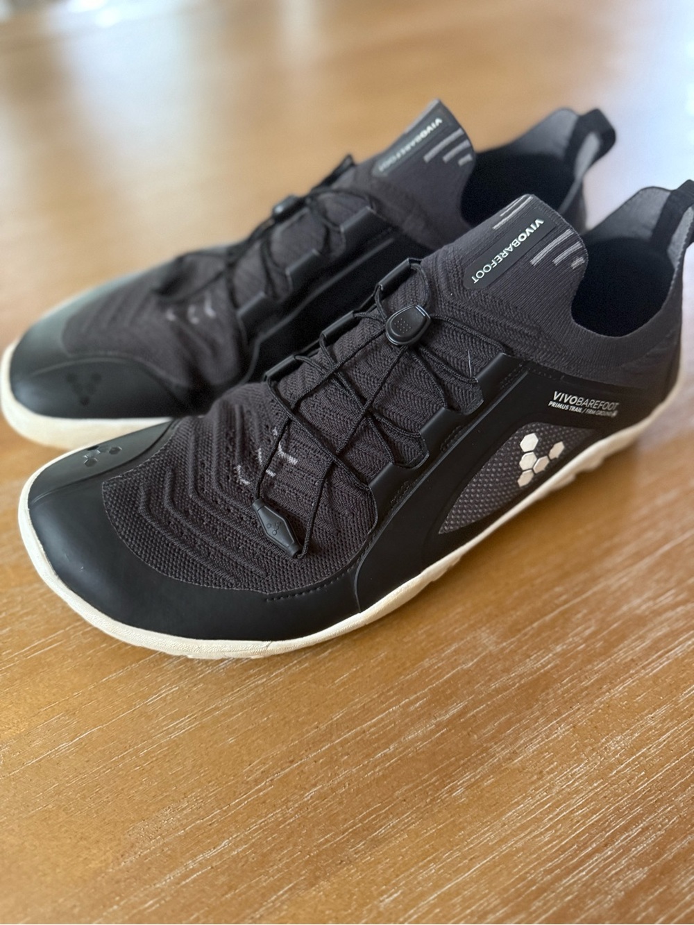 Vivobarefoot Men’s Black/White Primus FG Knit